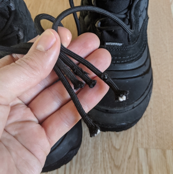 NORTH FACE thermoball winter boots - Picture 9 of 13